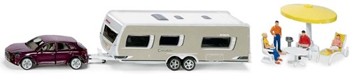 1:55 Auto met caravan en accessoires